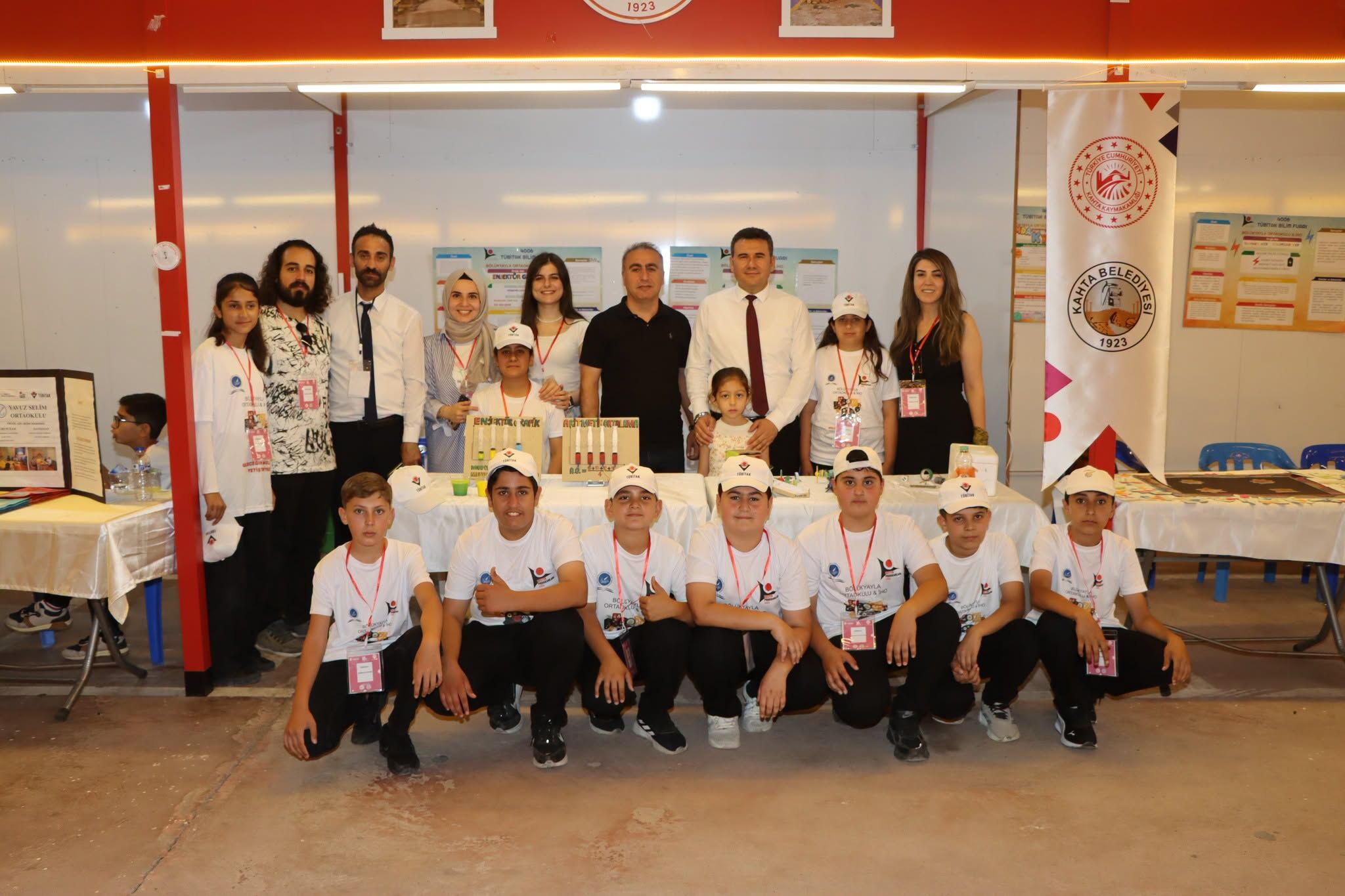 Kahta'da Bilim Şöleni 54 Proje Görücüye Çıktı (3)