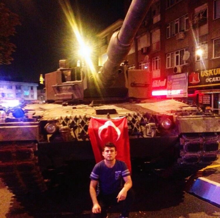 15 Temmuz Gecesi Çektiği Görüntüler 45 Askeri Kurtardı-1