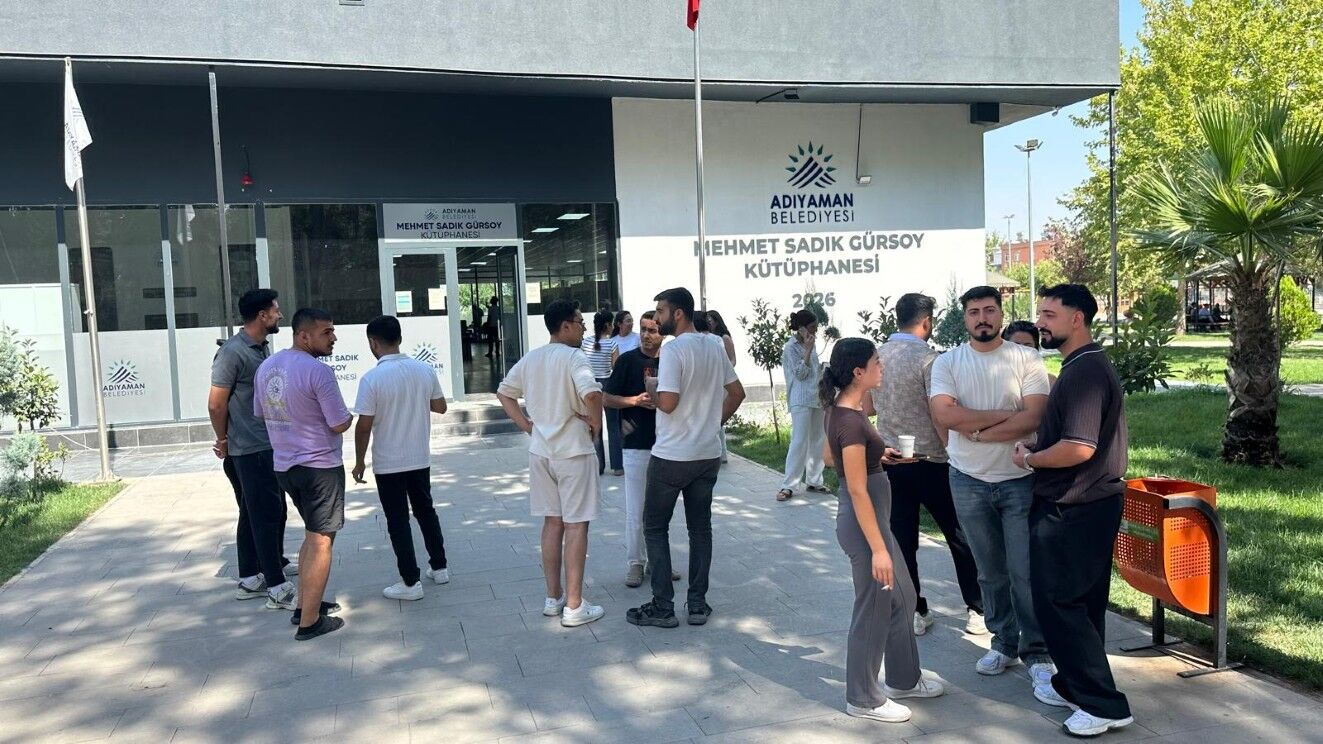 Adıyaman'a Binlerce Kitaplık Umut Desteği3