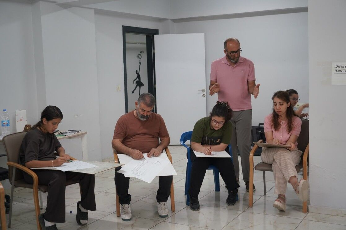Adıyaman'da Aileler Akem'de Sanatla Buluşuyor