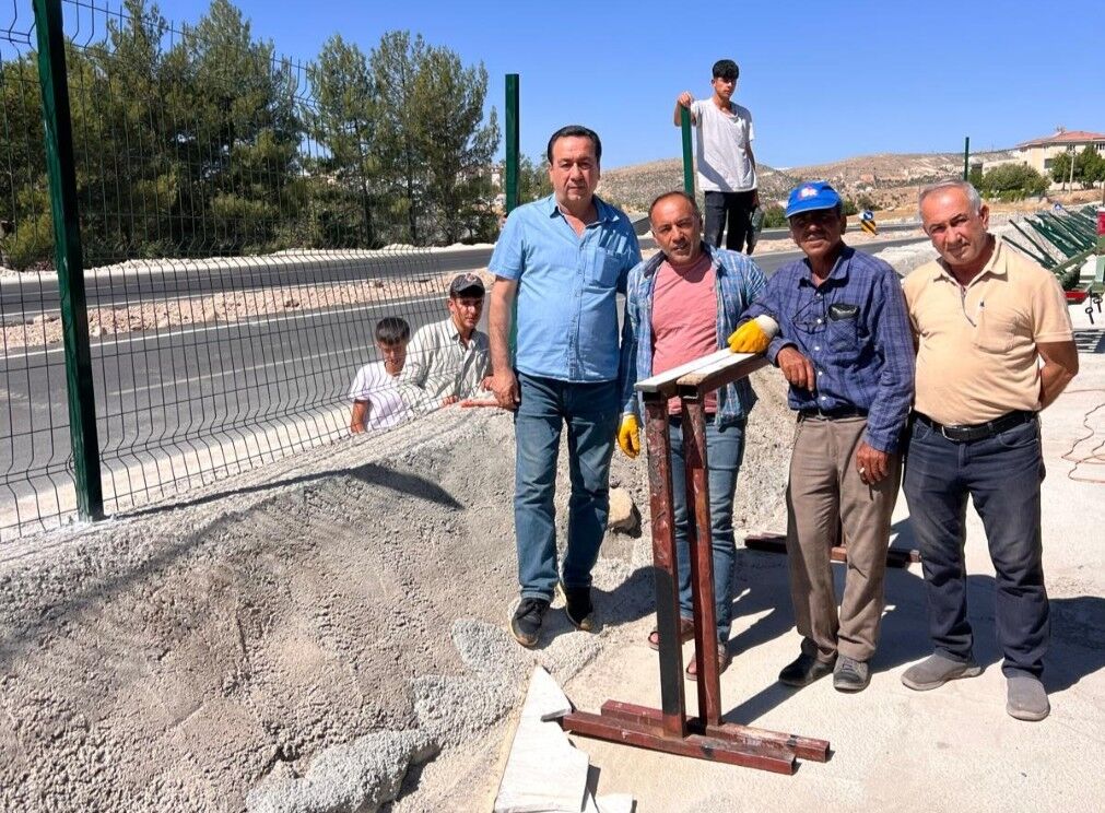 Besni Merinos Sanayi Sitesi'nde İki Sorun Daha Çözüldü