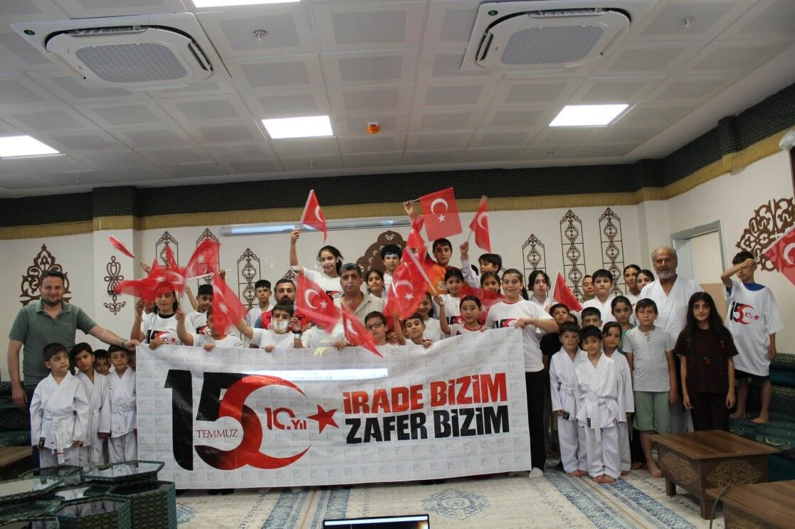 Besni'de 15 Temmuz Ruhu Spor Ve Bilgiyle Yaşatıldı1
