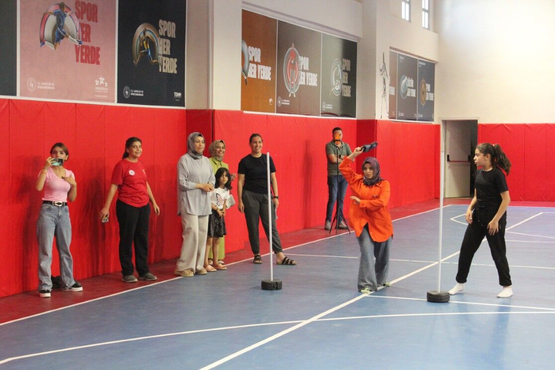 Besni'de Anne Terliği Turnuvası İlgi Gördü