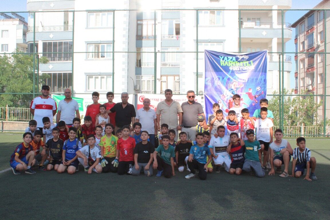 Besni'de Yaz Kur'an Kursları Arası Futbol Turnuvası (3) (Orta)