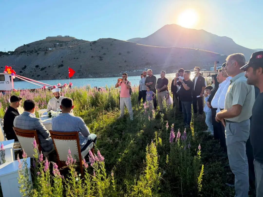 Çat Barajı Çelikhan Yüzen Adalar Nikah