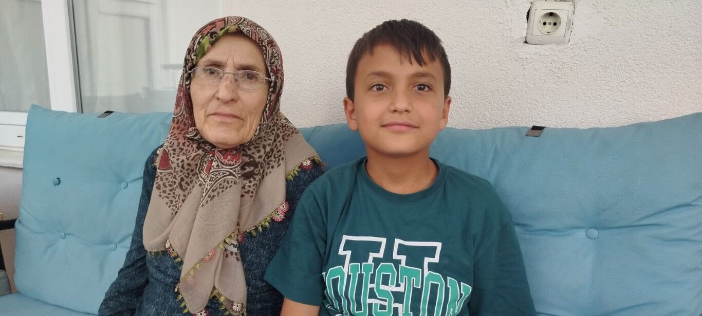 Hati̇ce Deni̇z Bi̇r Ömre Siğan Şi̇fa Hi̇kâyesi̇-1