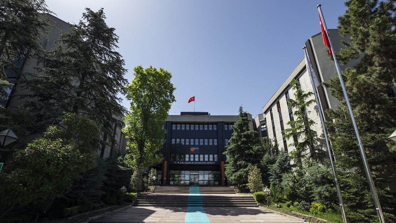Yks Birincileri Kartal Ve Kabatas Tan Cikti
