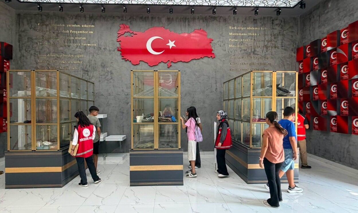 Besnili Çocuklardan Şehitlik Ve Müze Ziyareti2