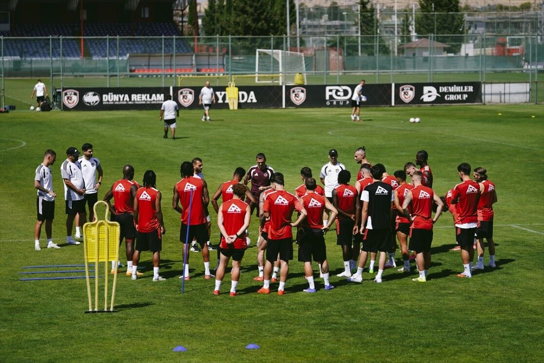 Gaziantep Fk, Eyüpspor Maçı Hazırlıklarını Tamamladı-1