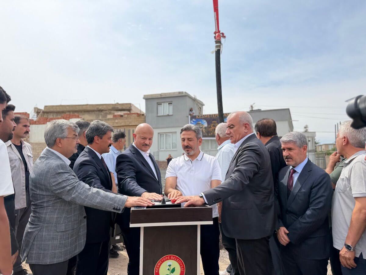 Özhan’dan Besni’de Yoğun Temas Trafiği Merkez, Belde Ve Köylerde Vatandaşlarla Buluştu (24)