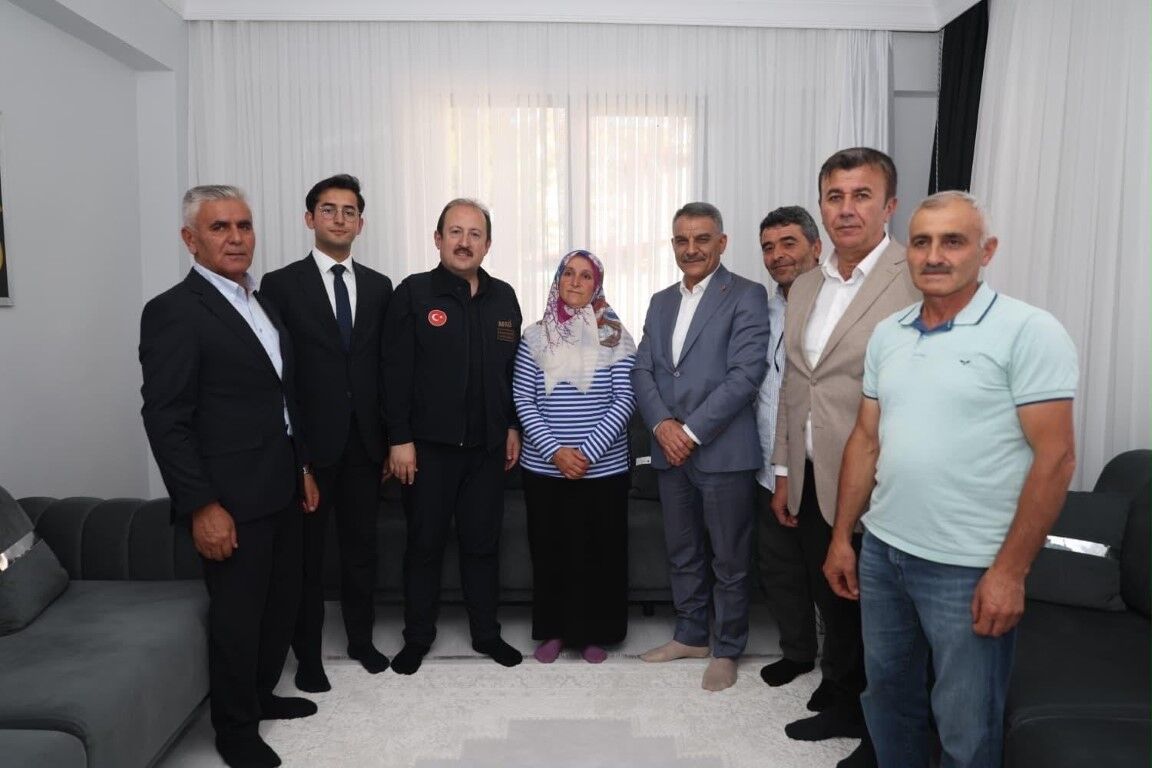 Yozgat’ta Depremzedeler Kendi Yaptıkları Evlerine Yerleşti (1) (Orta)