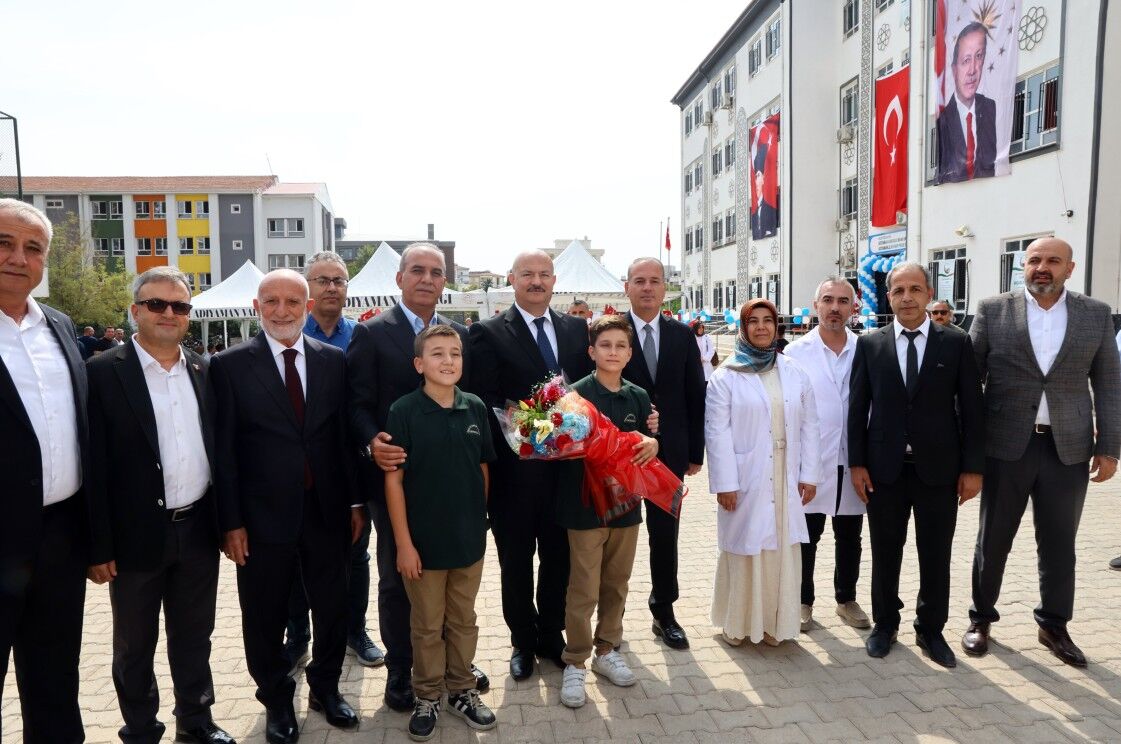 Adıyamanlılar Vakfı Proje Ortaokulu Açıldı9