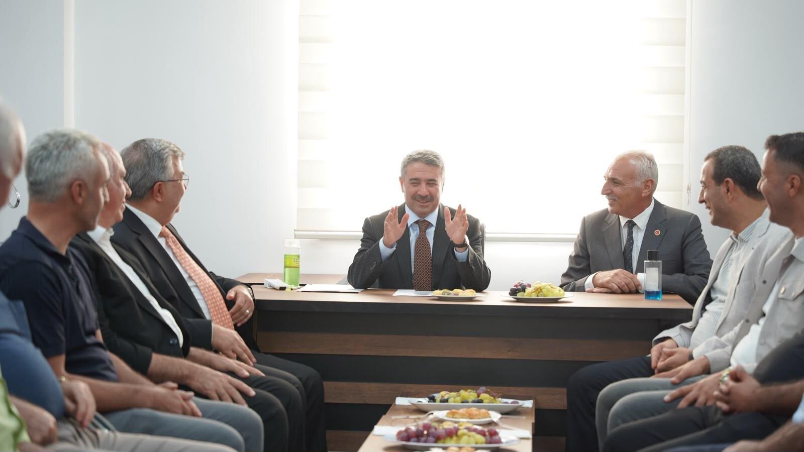 Alkayiş Adiyaman Muhtarlar Derneği̇ Zi̇yaret (3)