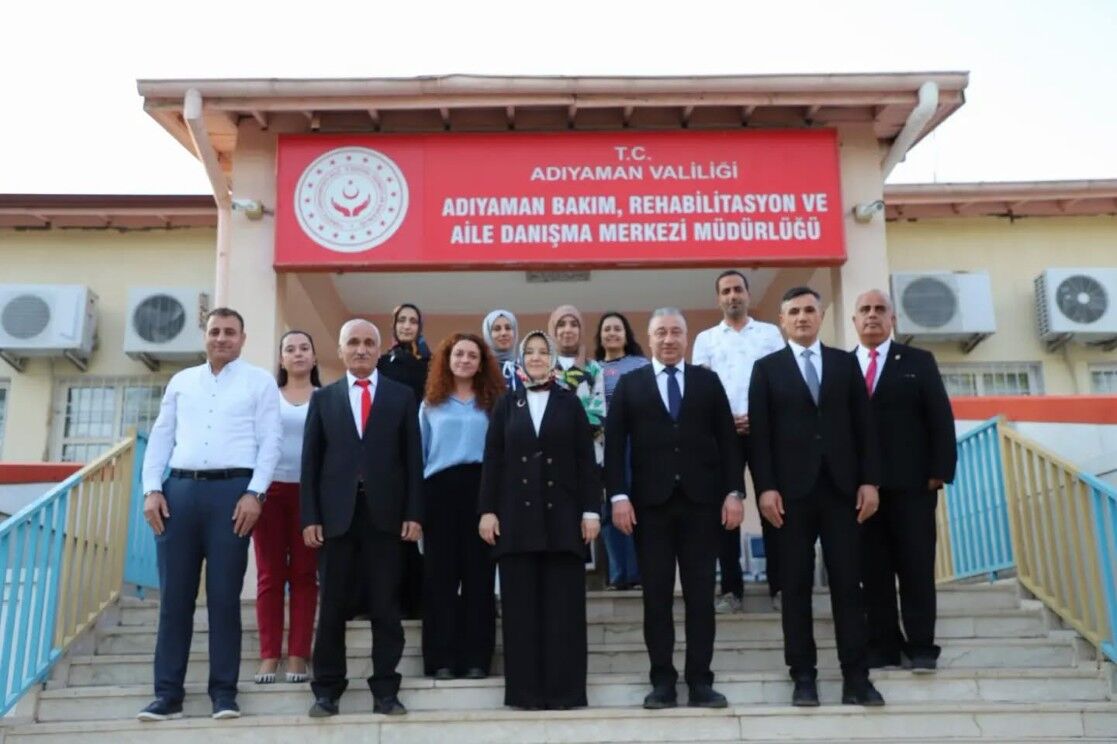 Bakan Yardımcısı Yenigün Çocuklarla Bir Araya Geldi1