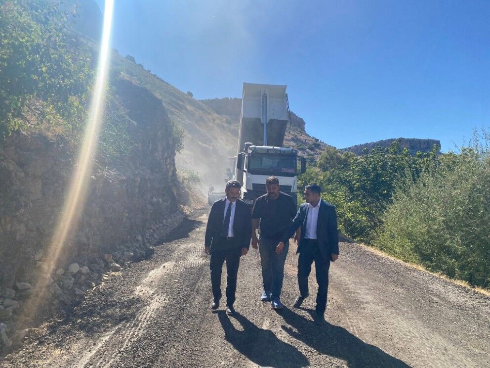 Besni Oyratlı Yolu1