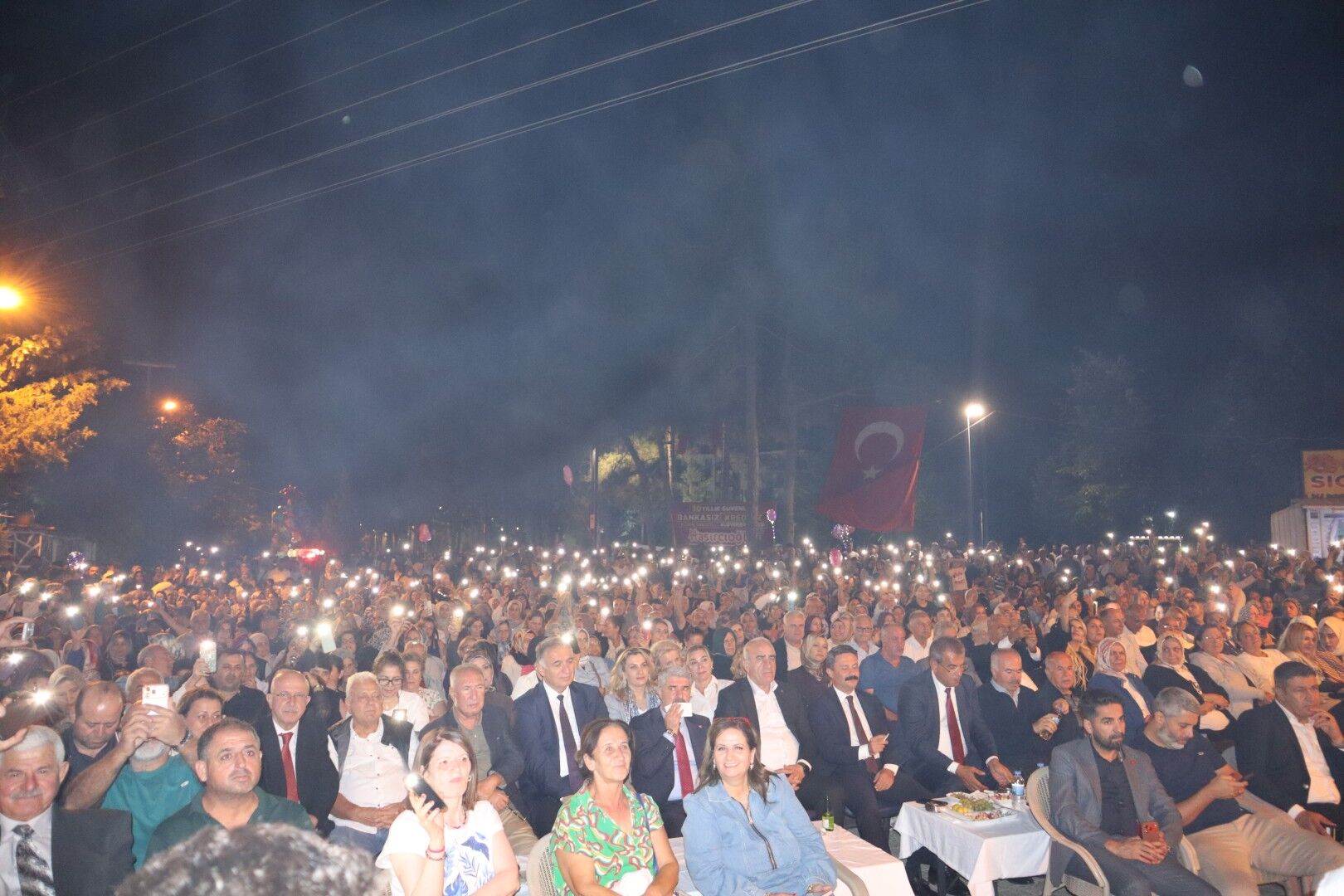 Besni’de Eğitim Bayramı Konseri Coşkuyla Gerçekleşti (8)