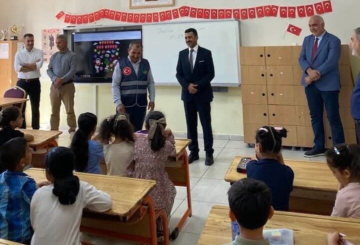 Çelikhan’da 255 Öğrenciye Çanta Ve Kırtasiye Desteği2