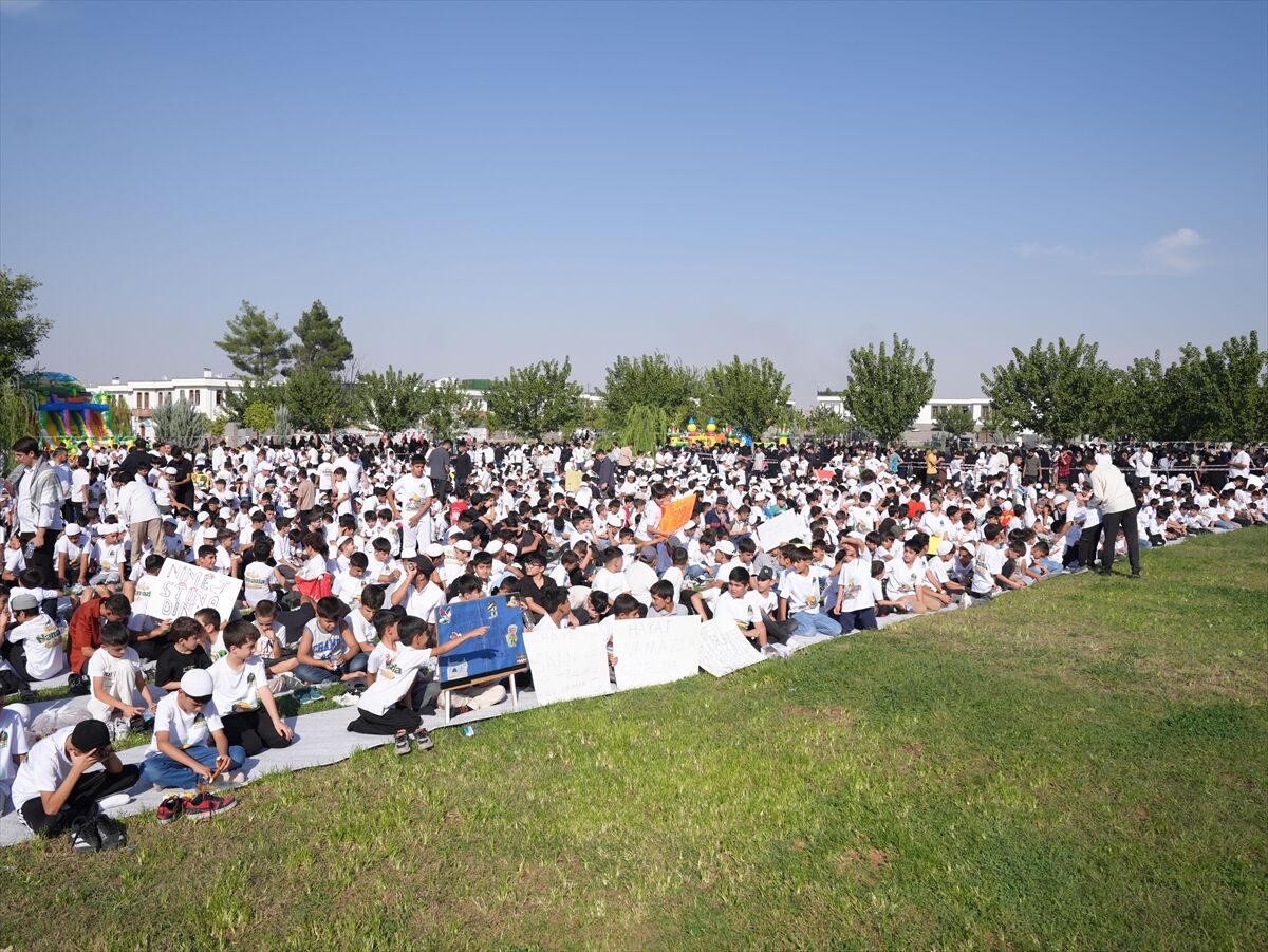 Diyarbakır'da 'Hayat Namazla Güzeldir' Finali