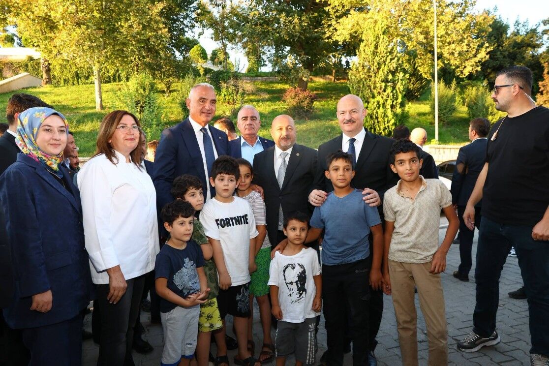 Ersoy Adıyaman’da Tarihi Miras Ve Esnafla Buluştu1