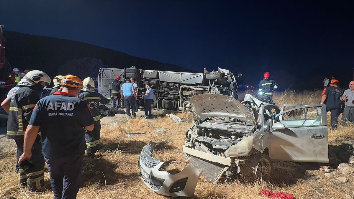 Gaziantep'te Feci Kaza: 7 Can Kaybı, 13 Yaralı