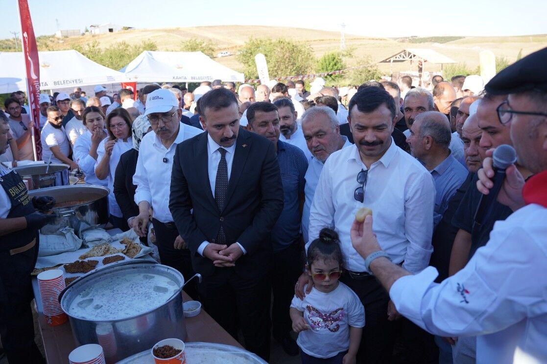 Kahta’da Kerge Festivali’nde Üzüm Hasadı Yapıldı 1