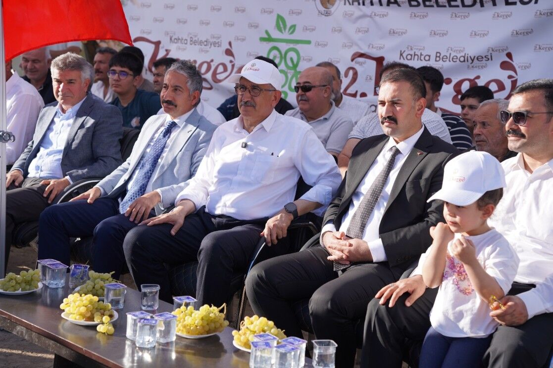 Kahta’da Kerge Festivali’nde Üzüm Hasadı Yapıldı 4