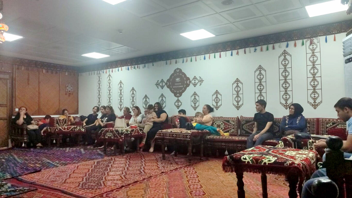 Otizmli Bireylerin Ailelerine Özel Eğitim Semineri (5) (Orta)