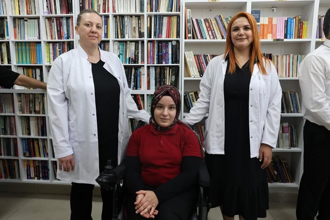 Şambayat Anadolu Lisesi’nde Gani Şahin Kütüphanesi Açıldı (3)