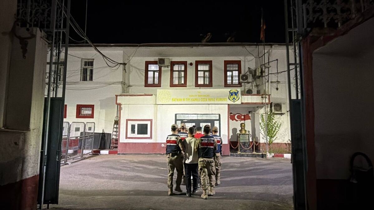Sokaklar Güvende Operasyonunda 7 Tutuklama