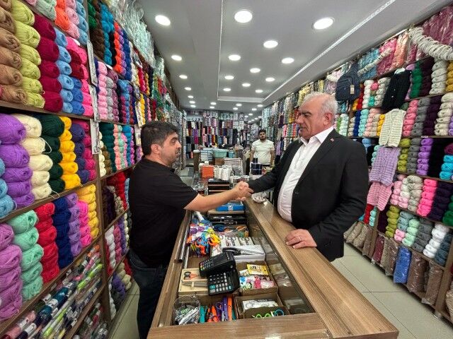 Türkiye Yüzyılı Buluşmaları Kapsamında Diyarbakır’da Vatandaş, Esnaf, Gençler Ve Stk’larla Buluştu. (8) (Küçük)
