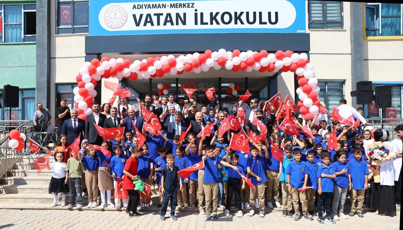 Vali Küçük, Adıyaman’da İlk Dersi Başlattı3