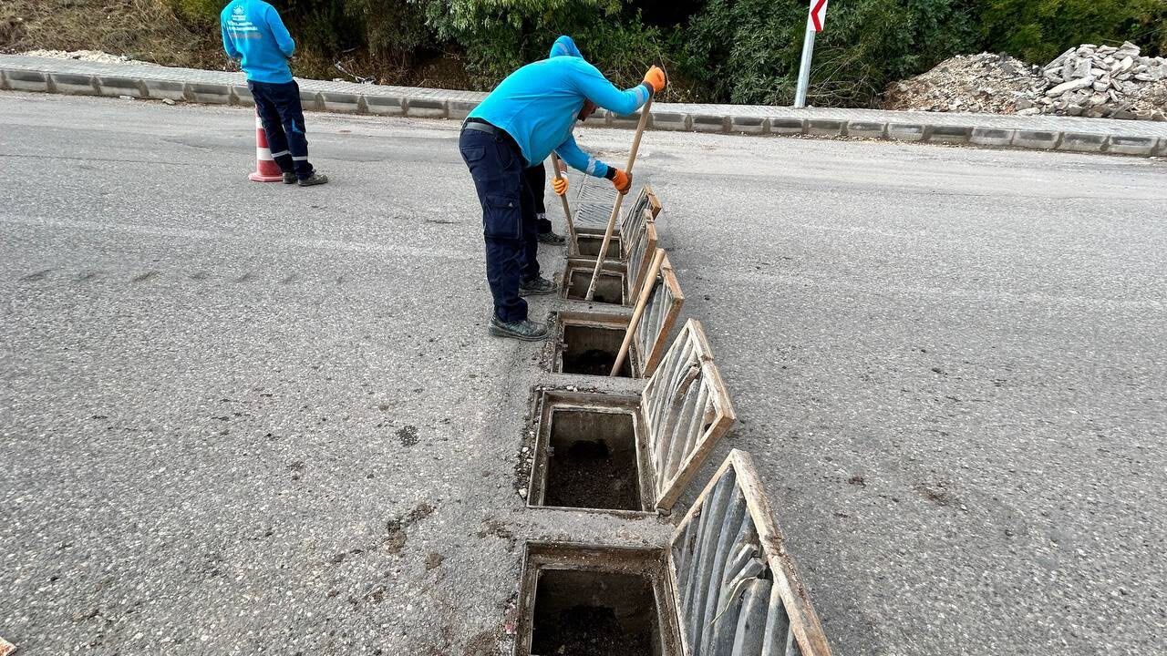 Adıyaman Belediyesi 110 Personel Ve 40 Araçla Sahada (3)