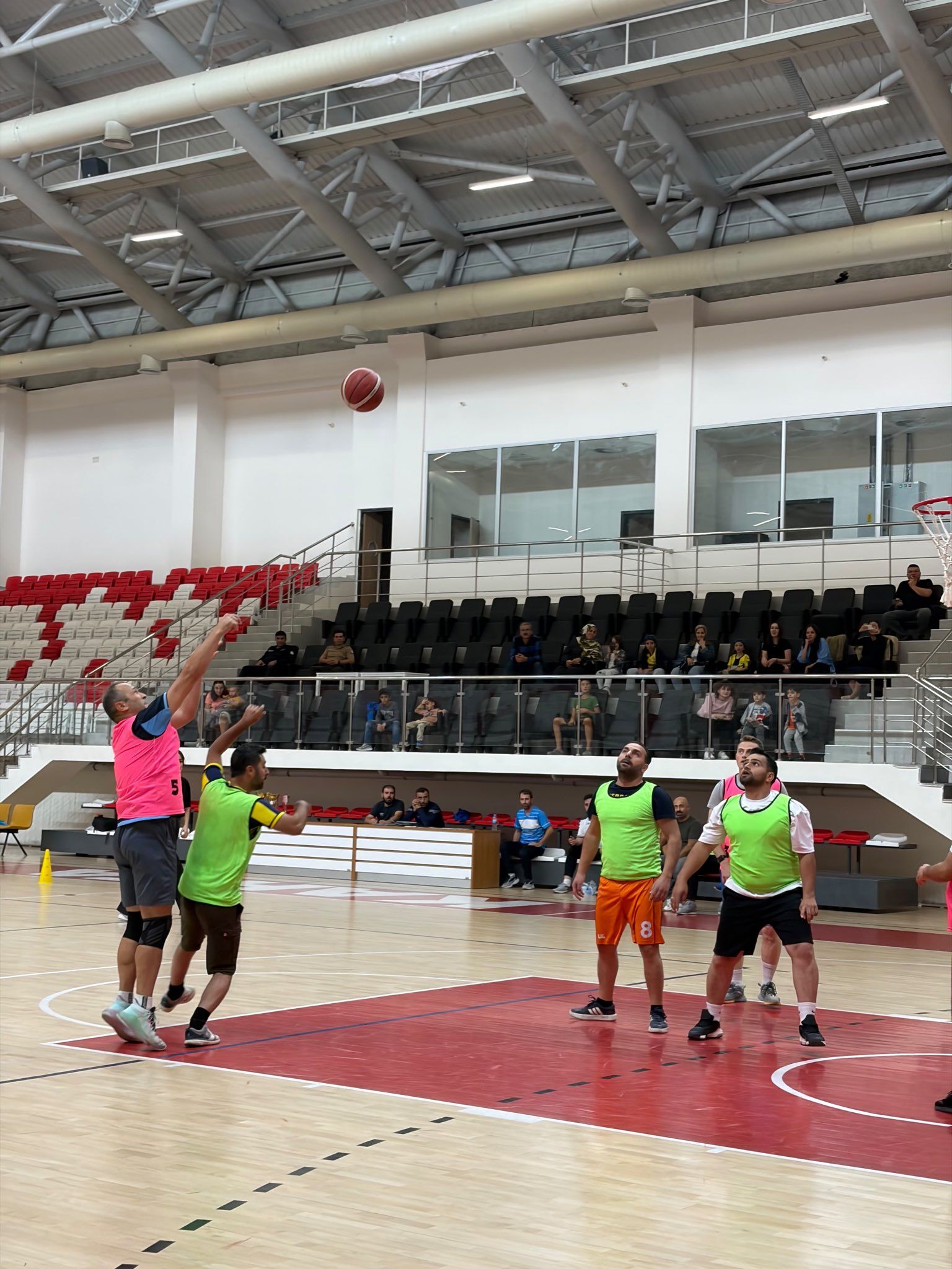 Adıyaman’da Kamu Çalışanları Basketbol Turnuvasında Buluştu (1)