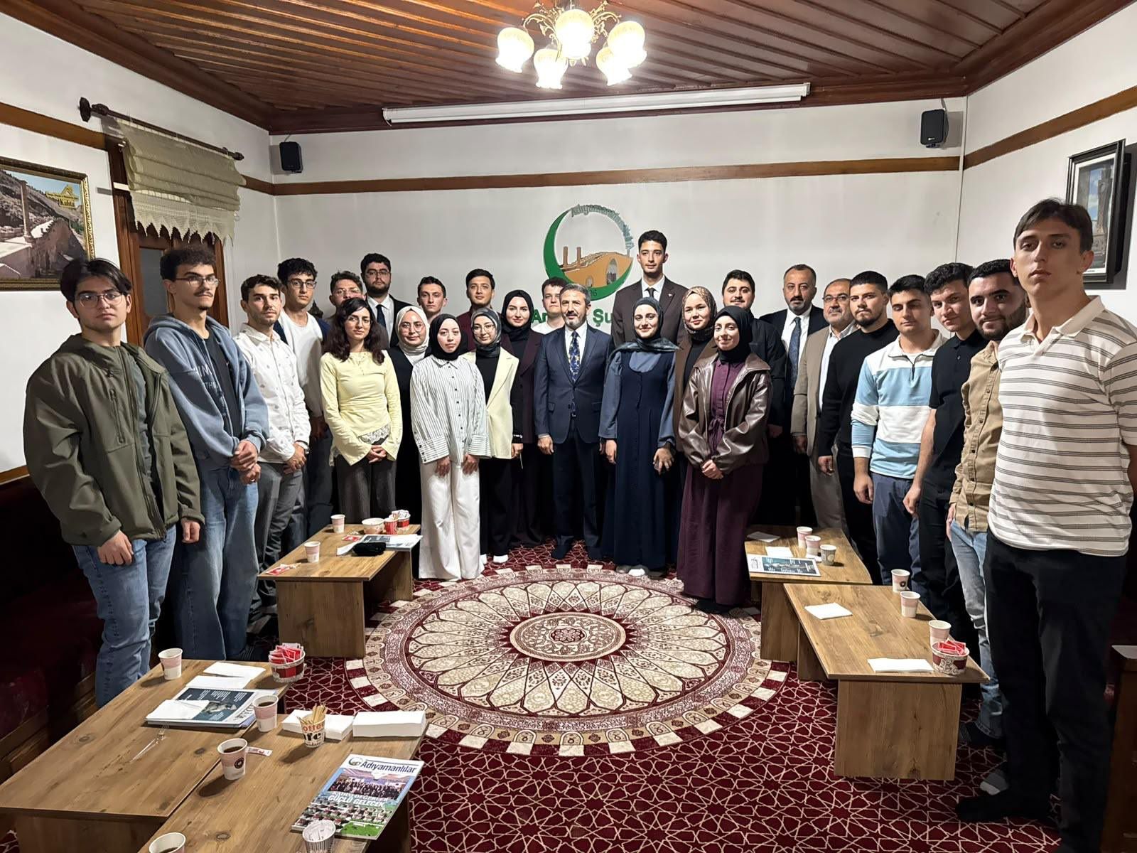 Ahmet Aydın Gençlerle Hukuk Ve Adalet Üzerine Buluştu (2)