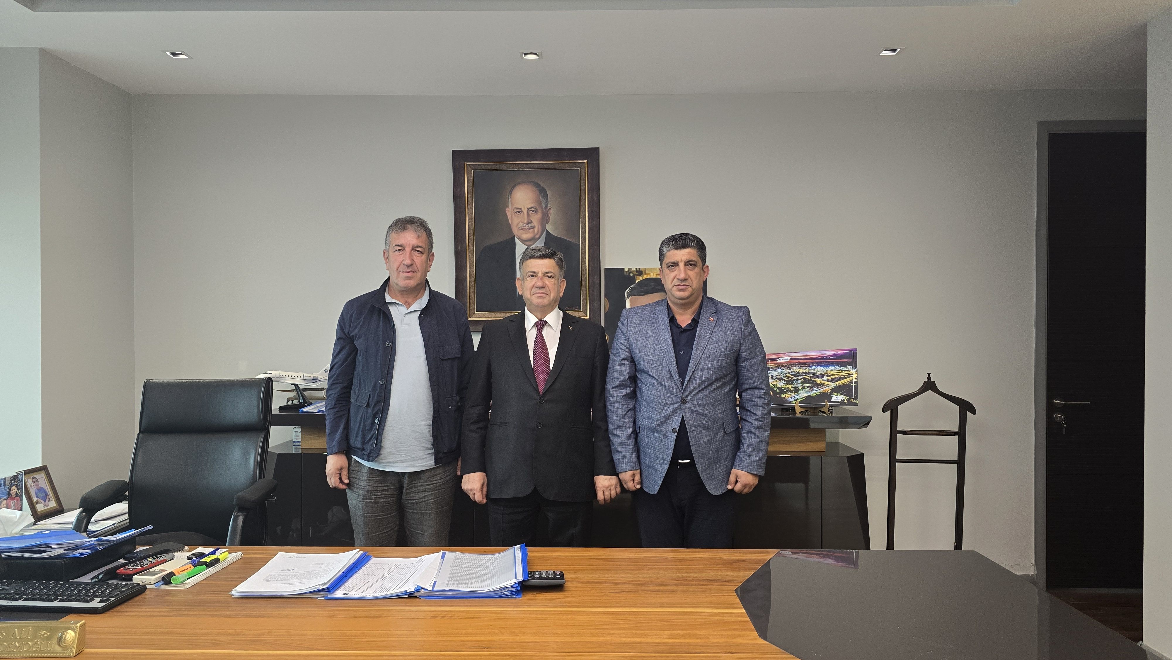 Ali Erdemoğluna Besni Sporuna Verdiği Destek Ten Dolayı Teşekkür