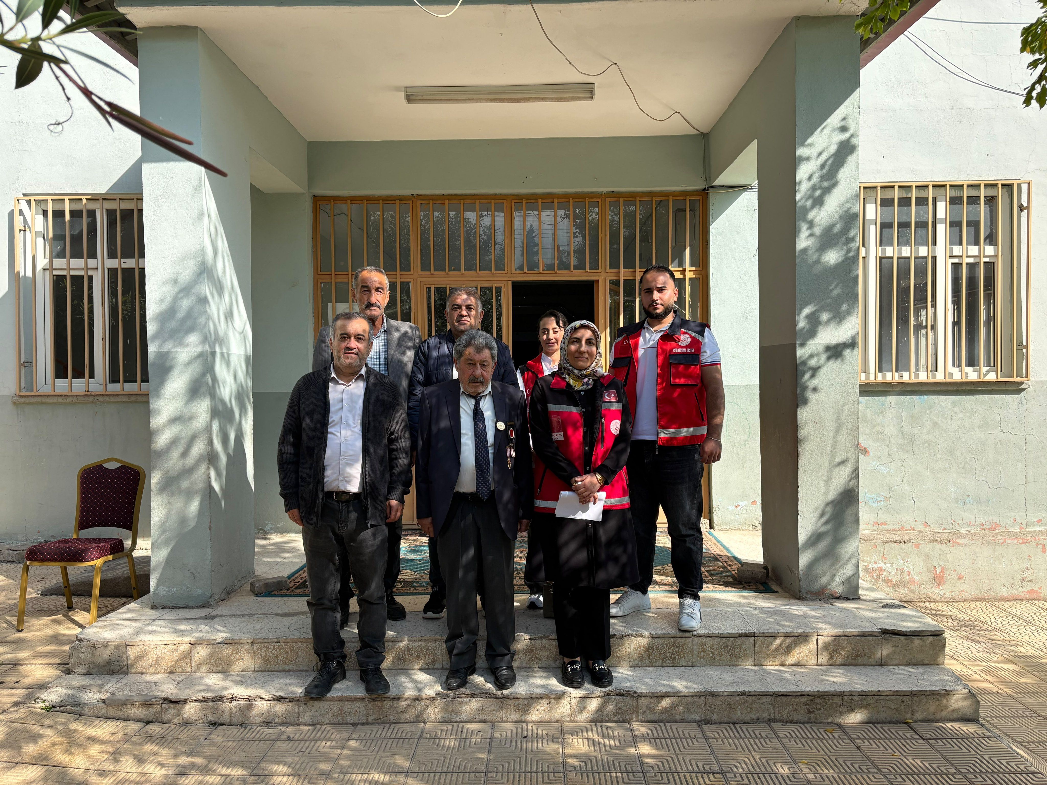Besni Eğitim Vakfı İlkokulunda Vatan Ve Kahramanlık Buluşması