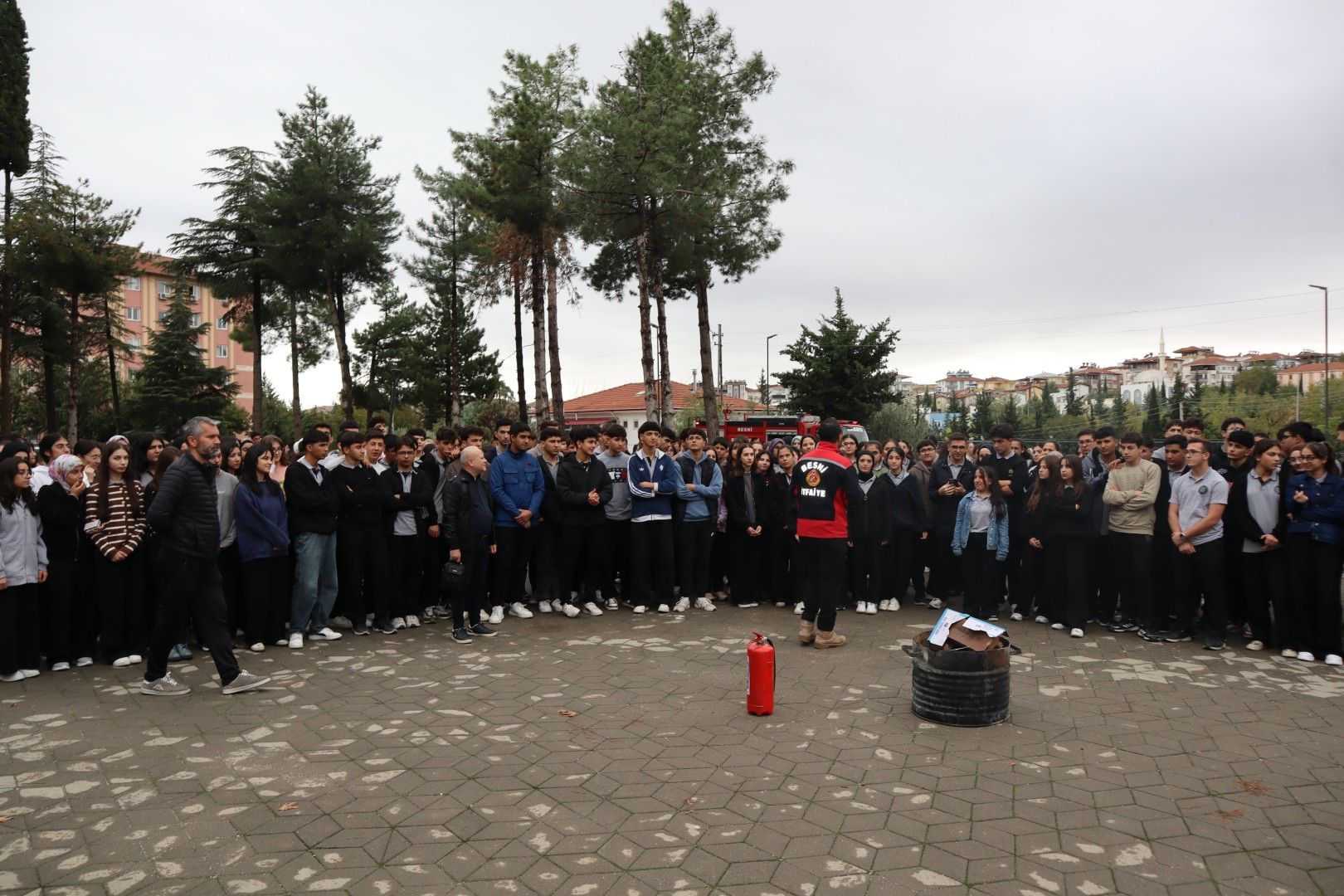 Besni’de Ali Erdemoğlu Fen Lisesinde Yangın Tatbikatı (4)
