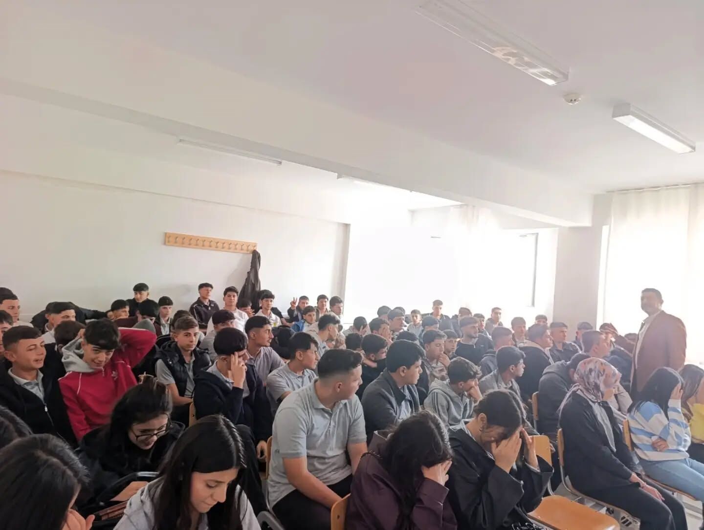 Besni’de Öğrencilere İş Sağlığı Ve Güvenliği Semineri Verildi3