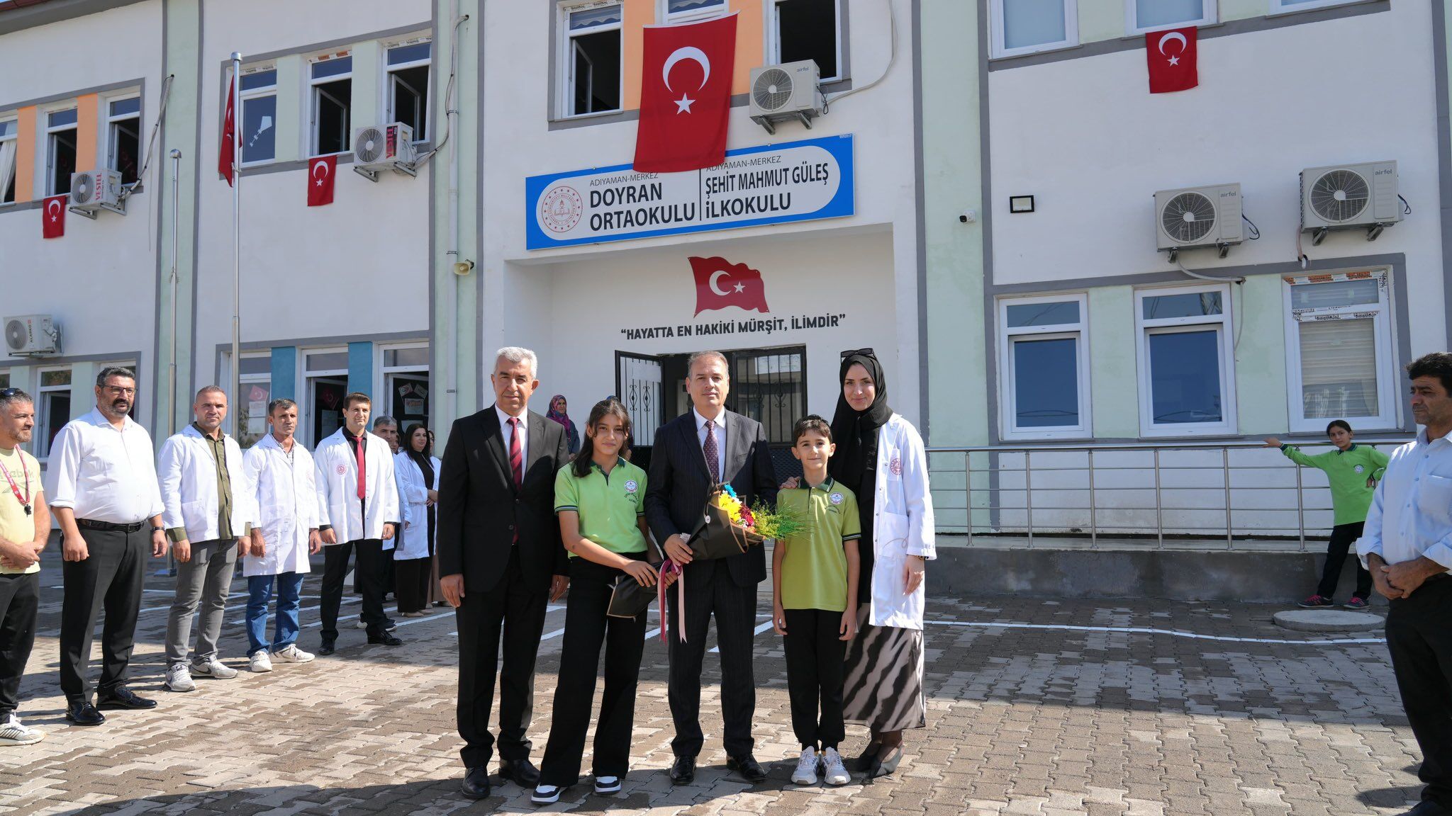Doyran Ortaokulunda Hüseyin Güzel Kütüphanesi Açıldı2