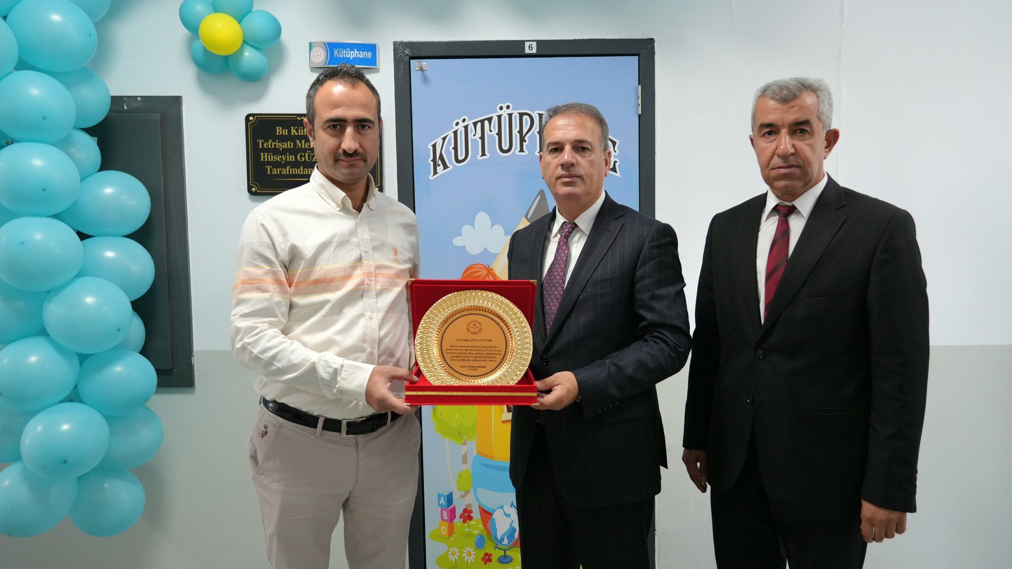 Doyran Ortaokulunda Hüseyin Güzel Kütüphanesi Açıldı5