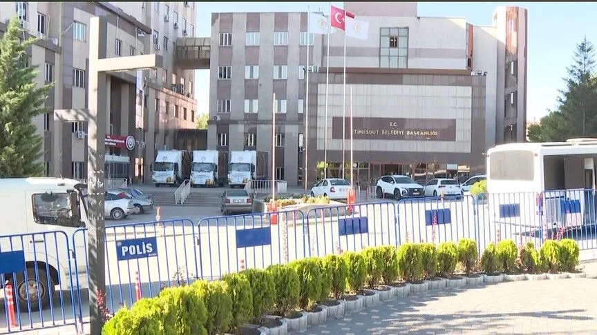 Etimesgut Belediyesine Yönelik Soruşturmada 25 Gözaltı
