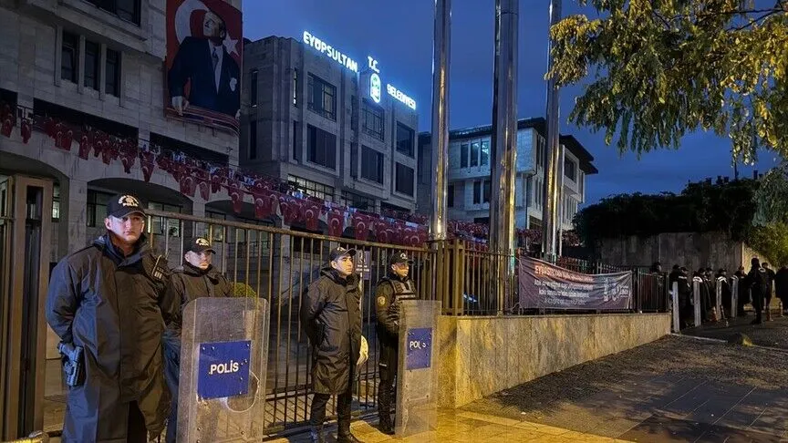 Eyüp Sultan Beledi̇ye Başkani Özmen Gözalti