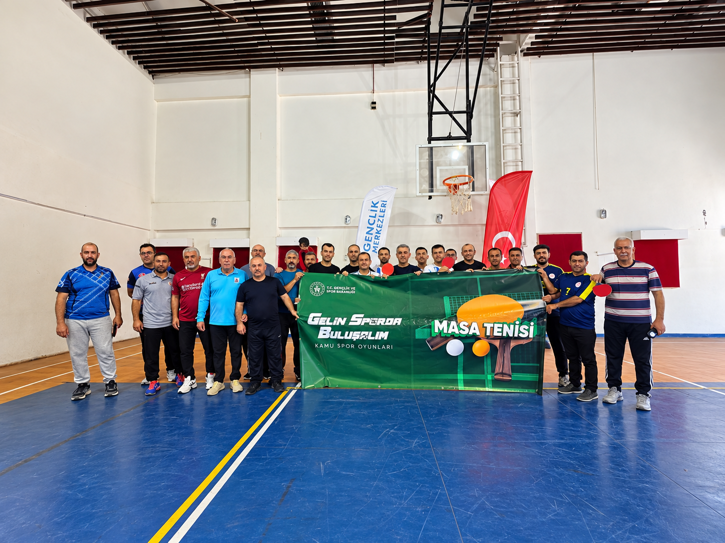 Masa Tenisi Spor Etkinliği Grup Fotoğrafı