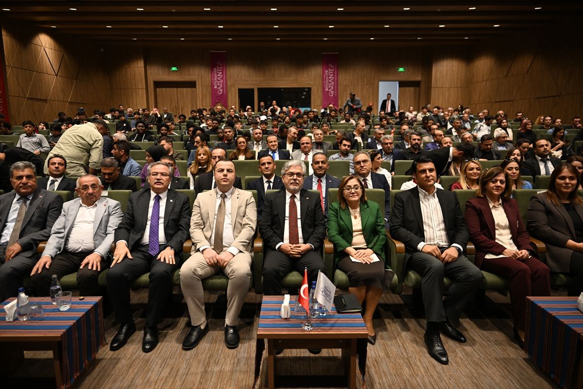 Yelkenci Gaziantep'te Müze Temelli Tarih Eğitimini Anlattı