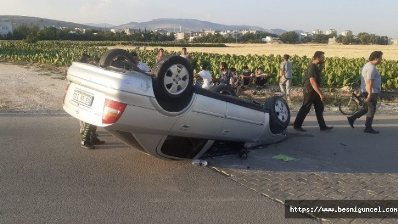 Kontrolden Çıkan Otomobil Takla Attı: 3 yaralı