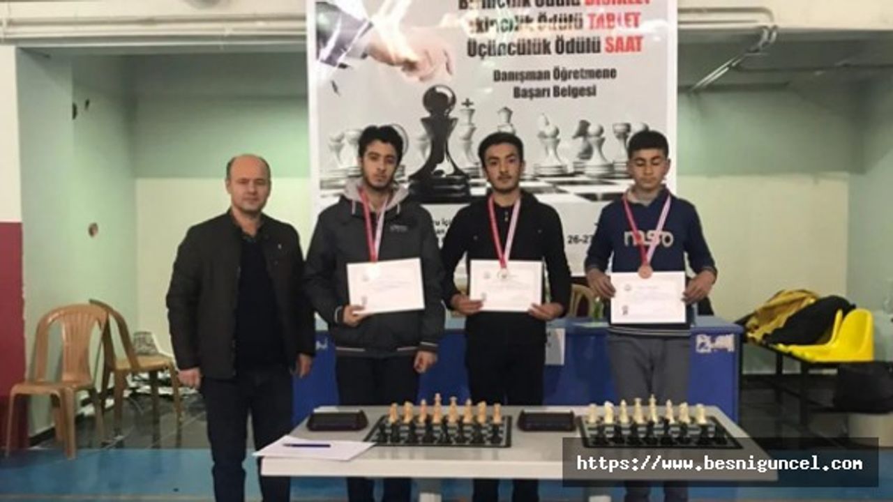 Ali Erdemoğlu Fen Lisesi Satrançta Şampiyon