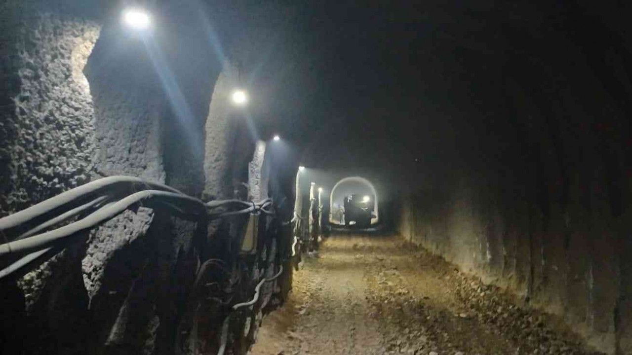 Çat Barajı Tüneli’nde sona yaklaşılıyor