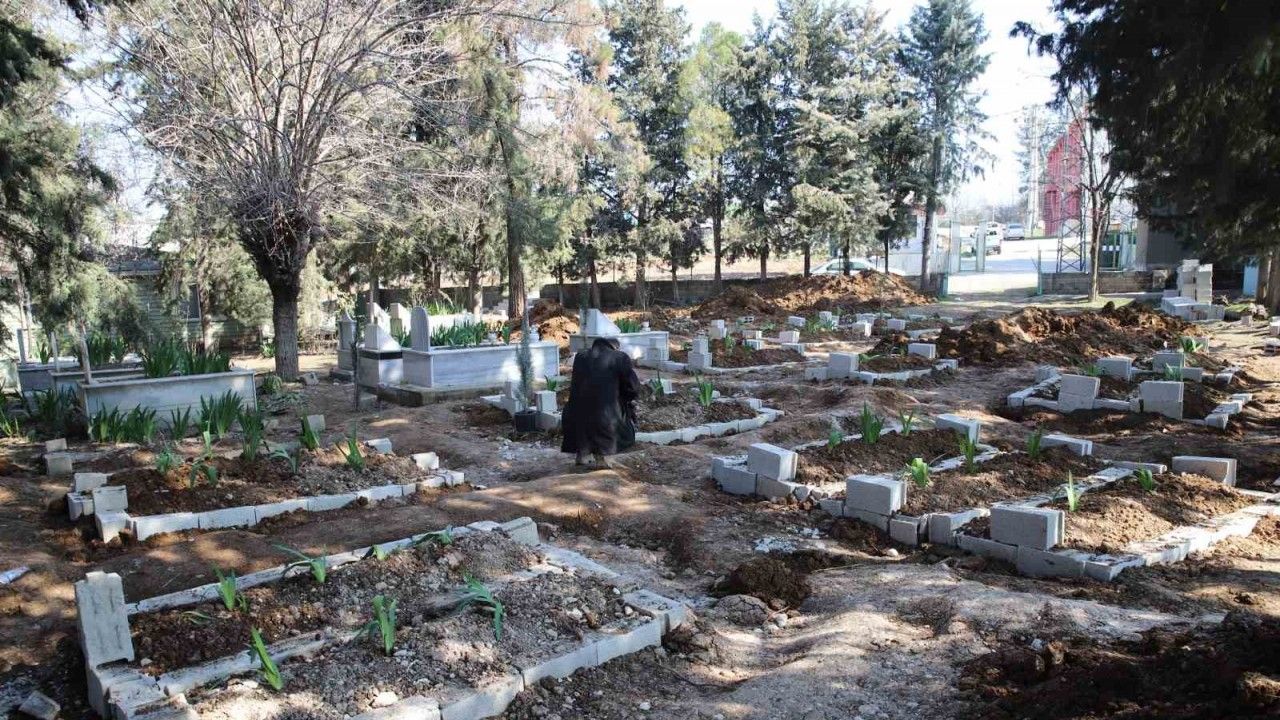Danışmanının nişanı için geldiği Adıyaman’da 27 akrabası ile birlikte hayatını kaybetti