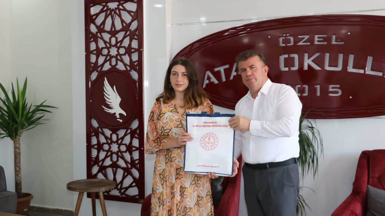 Müdür Aşcı Türkiye 115.si öğrenciyi tebrik etti