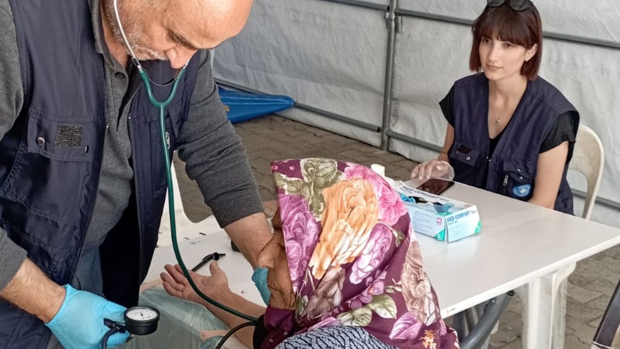Dünya Doktorları Tam Donanımlı Mobil Sağlık Hizmetleriyle Sahada